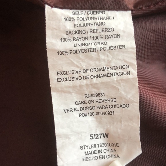 Vegan leather mini skirt - Picture 6 of 6